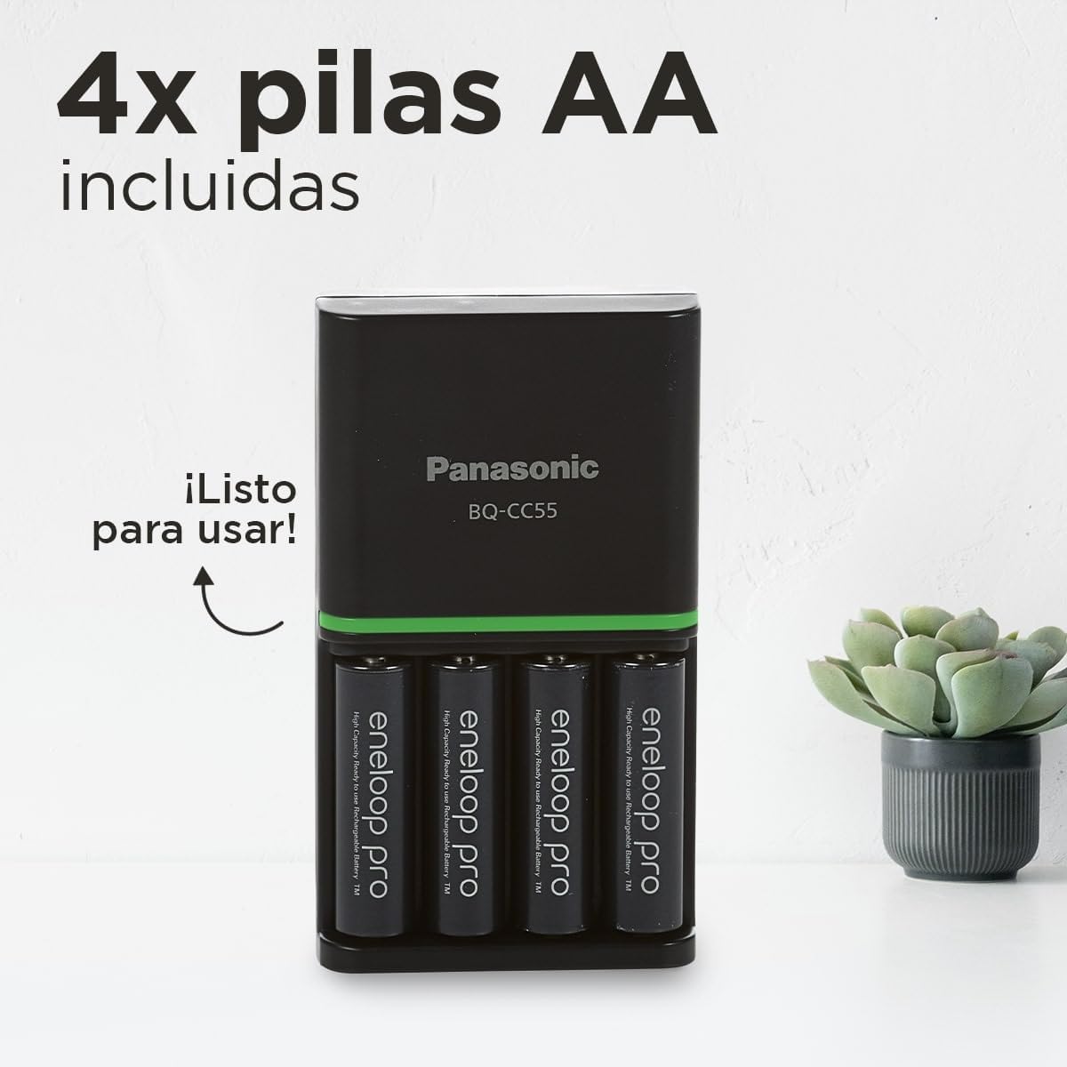Panasonic ENELOOP Smart Plus  Cargador para 1 a 4 pilas AA/AAA Ni-MH con 4 pilas eneloop pro AA/Mignon y 10 funciones de seguridad.