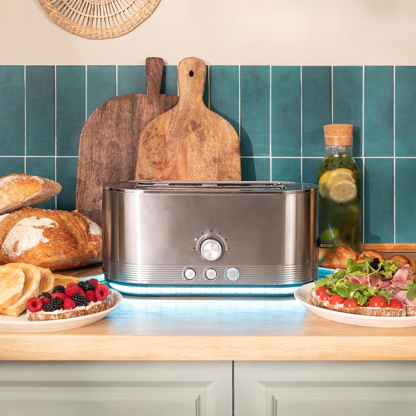 Cecotec Tostadora Vertical de Acero con doble ranura larga Shine&Toast Extra Double. 1400W, Capacidad 4 Tostadas, Ranuras Anchas de 3,8cm, Anillo Luminoso, 7 Niveles de Tostado, Varillas